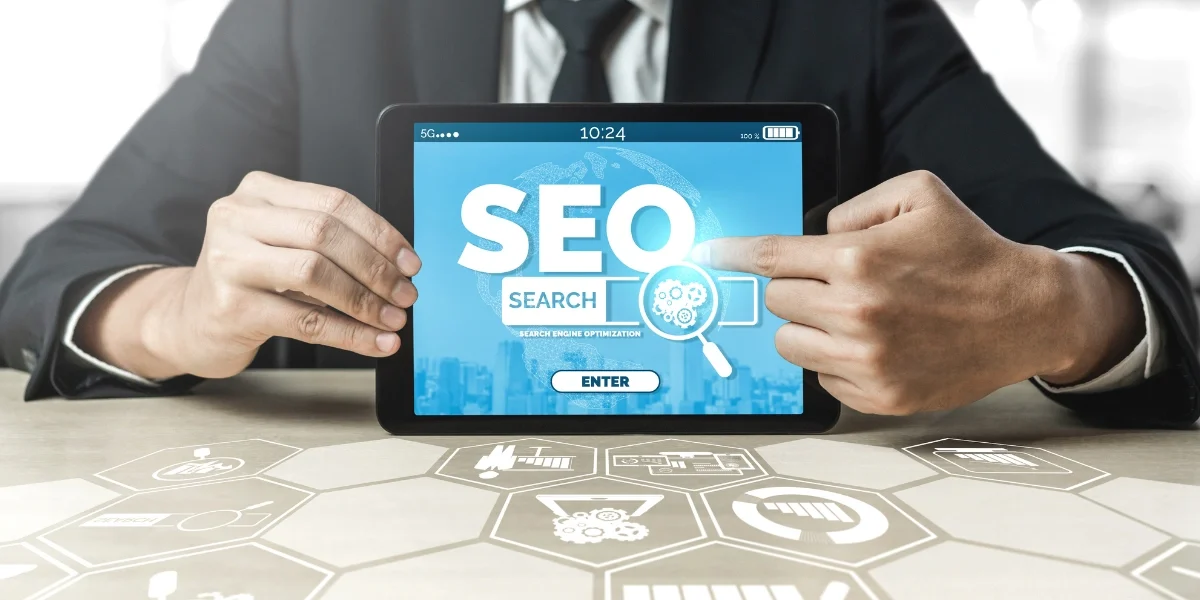 seo services progress in a monitor